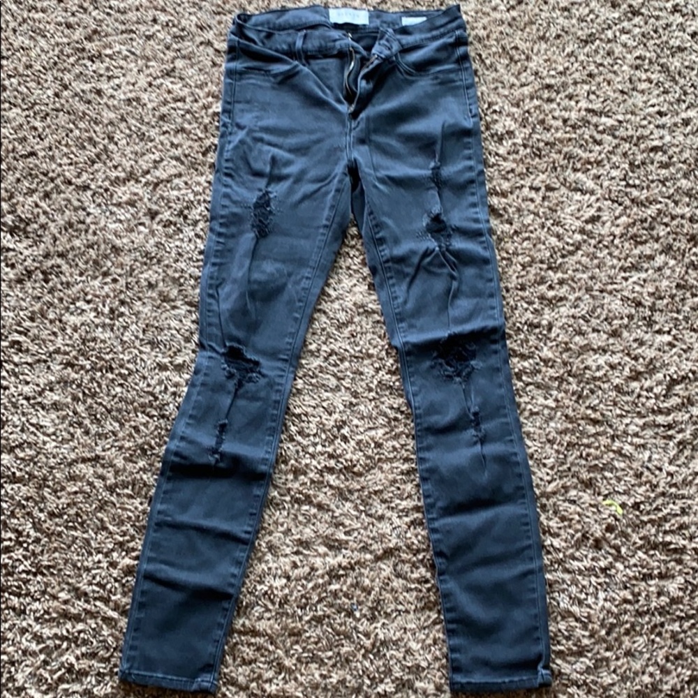 Black Skinny Jeans